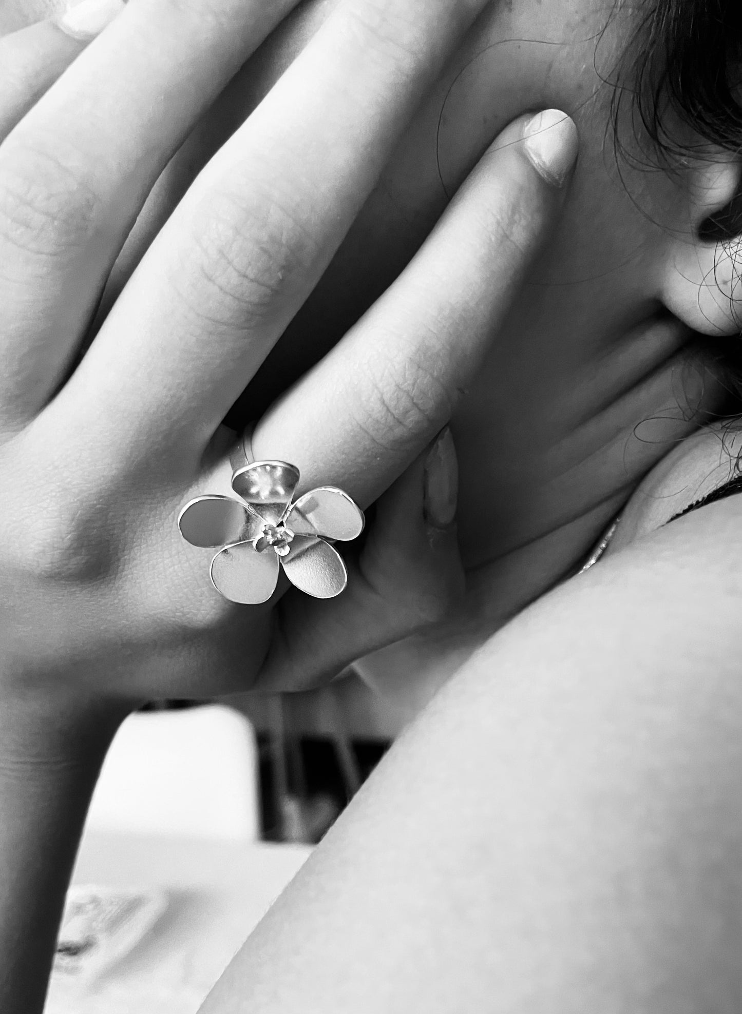 Large flower ring
