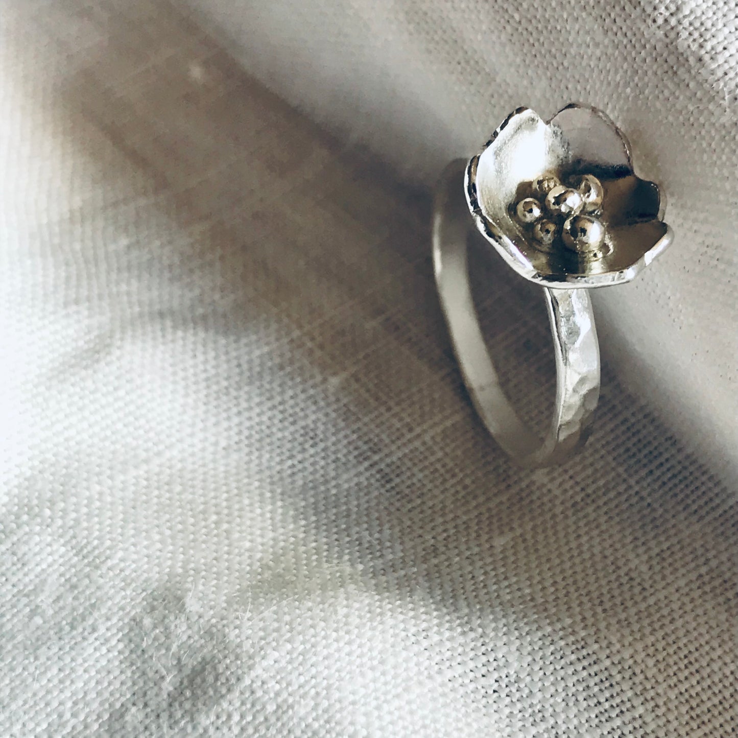Flower pinky ring